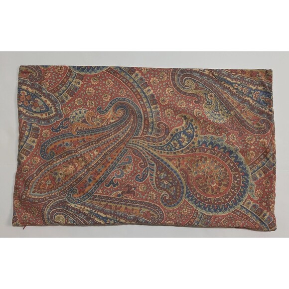 Pottery Barn Gayle Paisley Red Fall Pillow Cover Lumbar Persian  16" X 26" - Picture 2 of 8